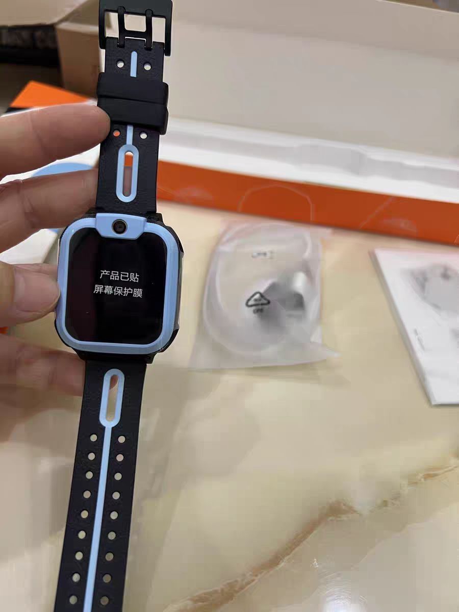 一款儿童智能手表设计