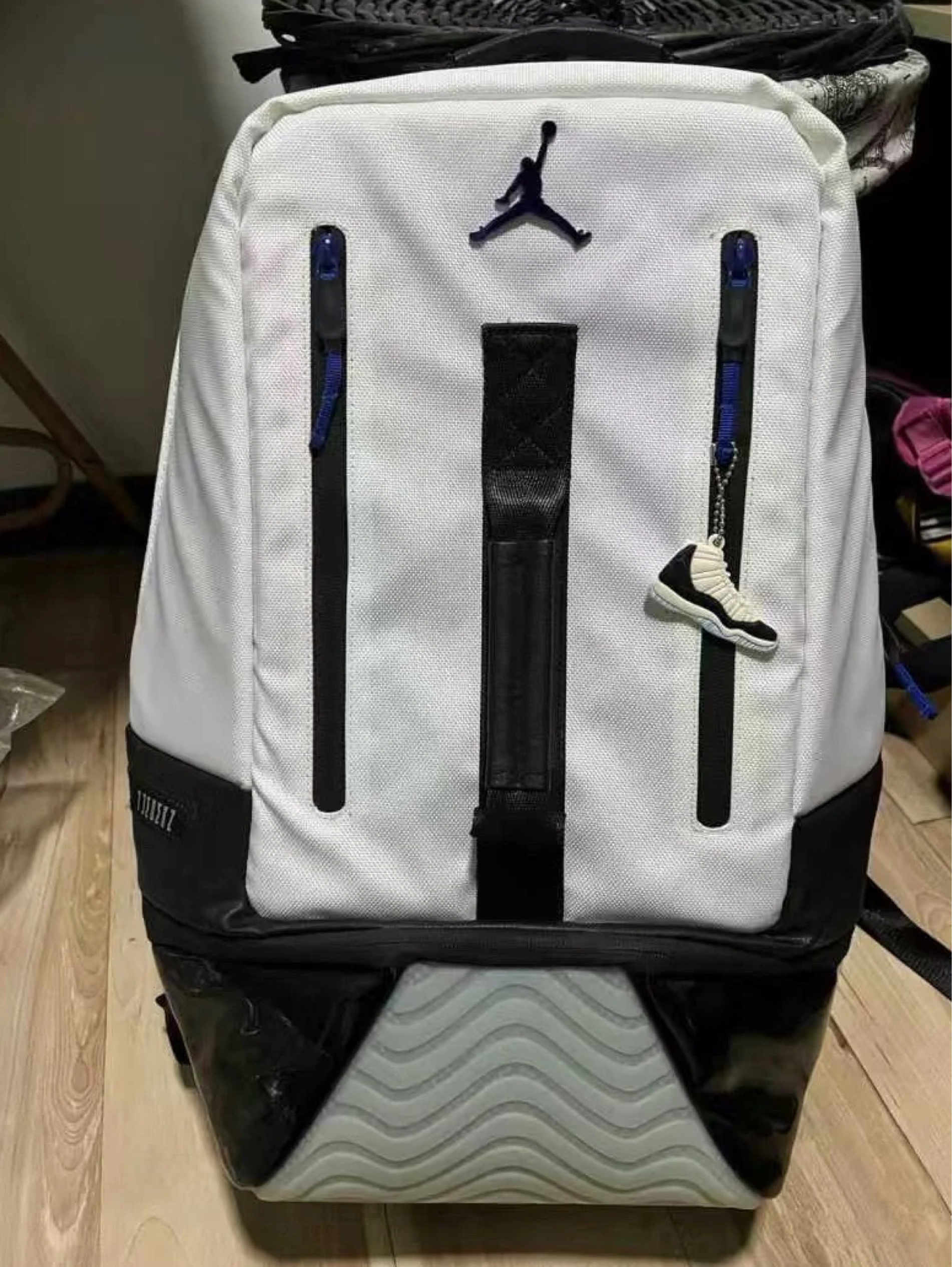巨大容量嗷～挖到介个美式运动风双肩包🎒