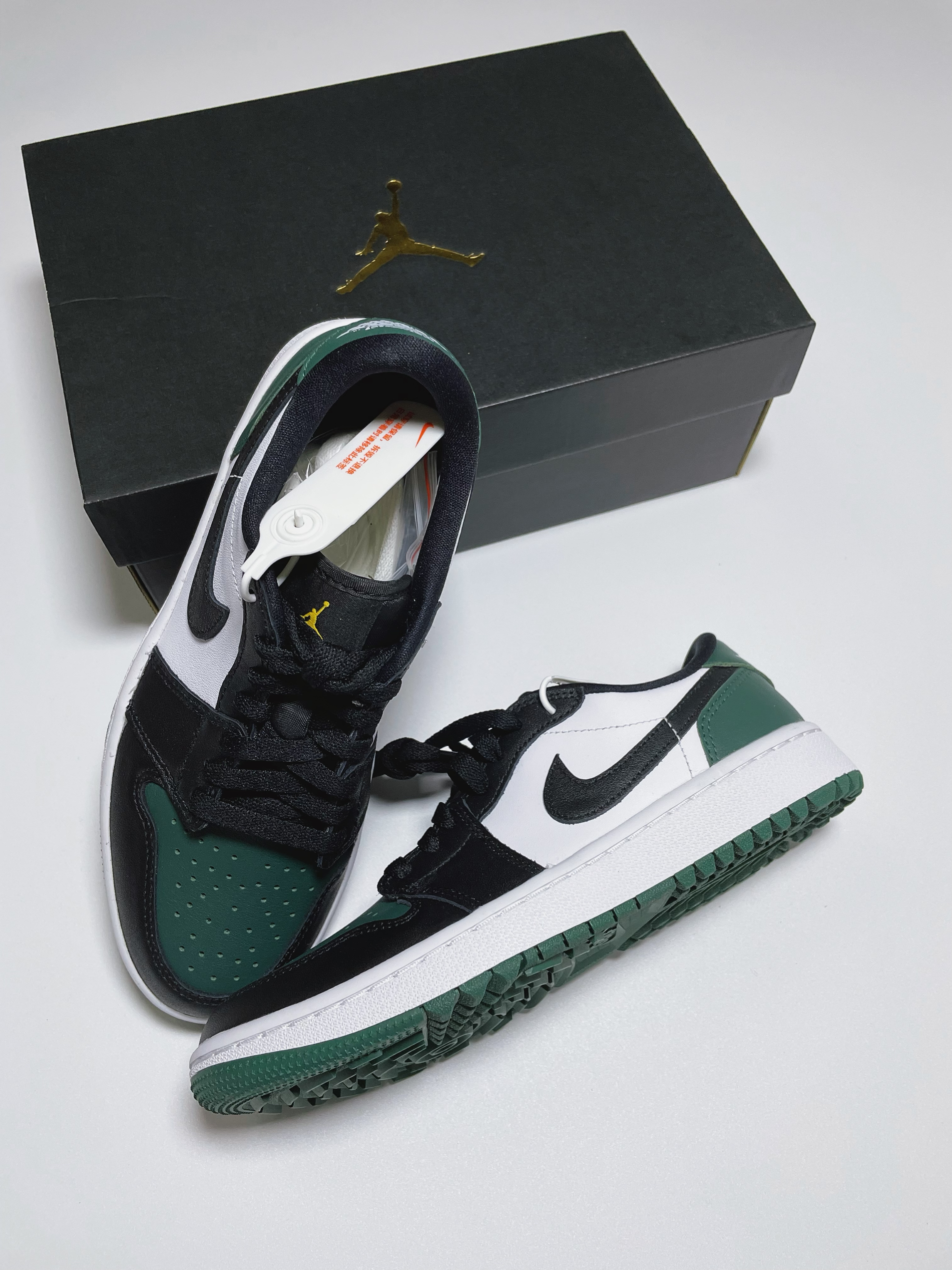 Golf版AJ1，总是给人不同的感觉