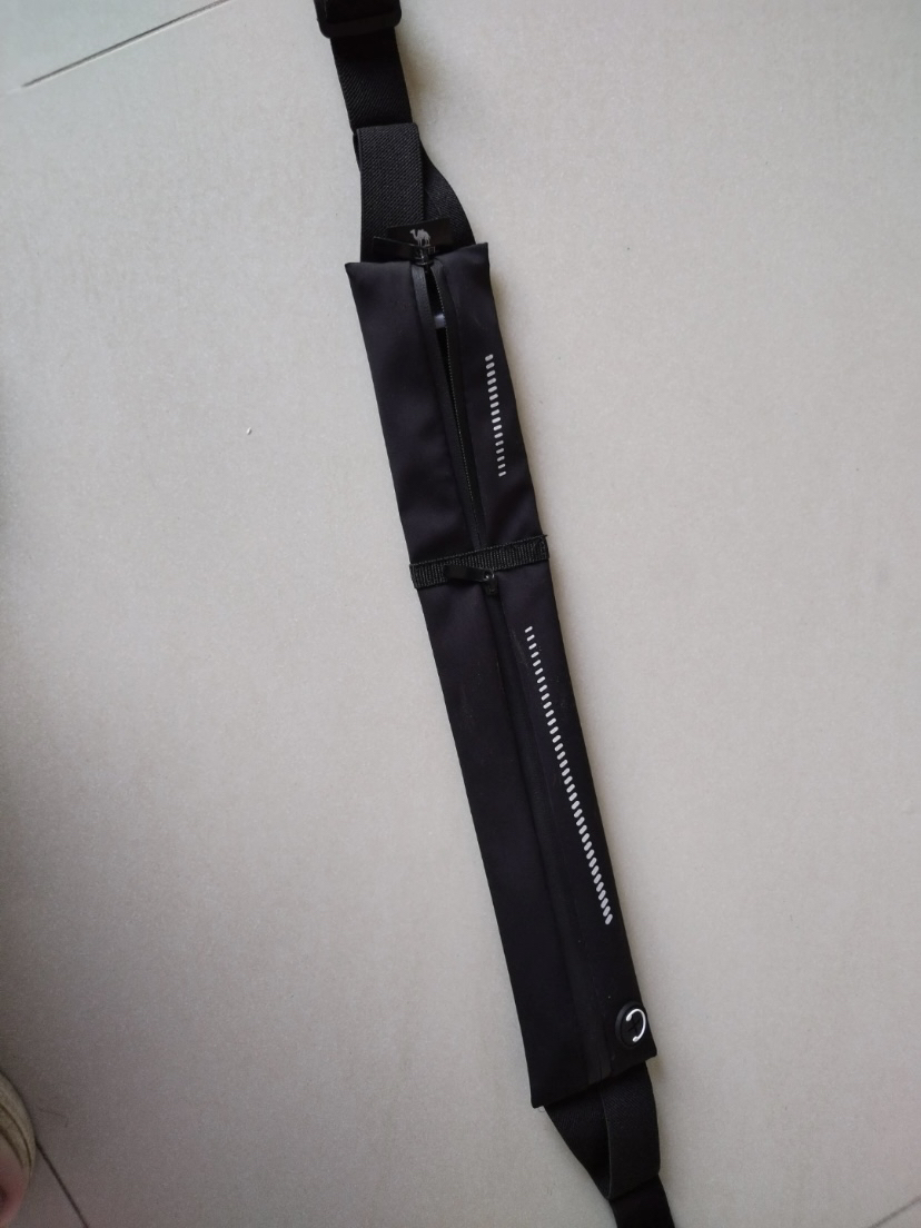 方便携带的骆驼腰包