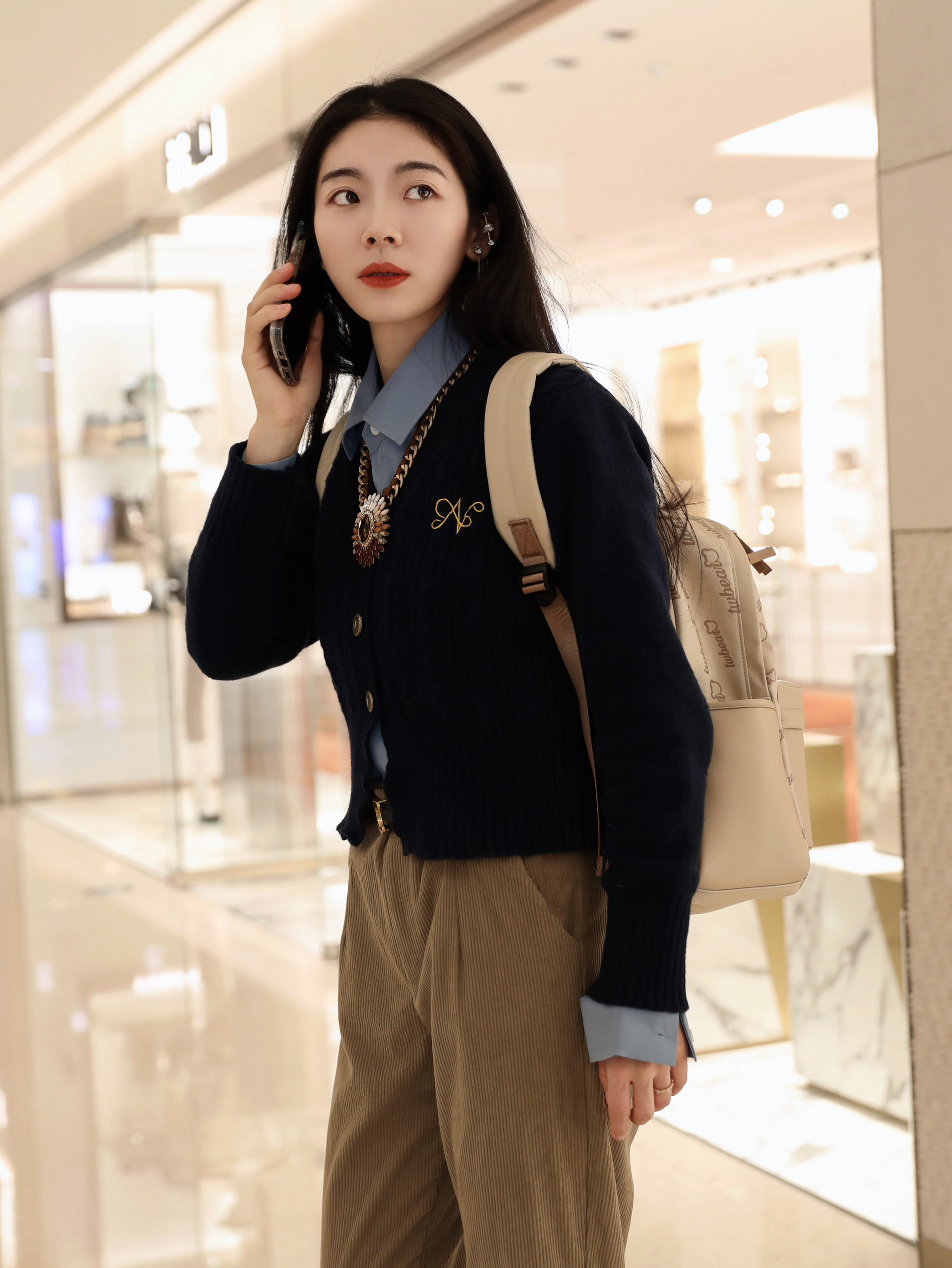 学姐给你打了个电话，对面无人接听