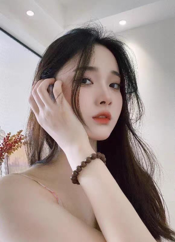 💥我手里这款手串，绝对是那种一见钟情的款！💎