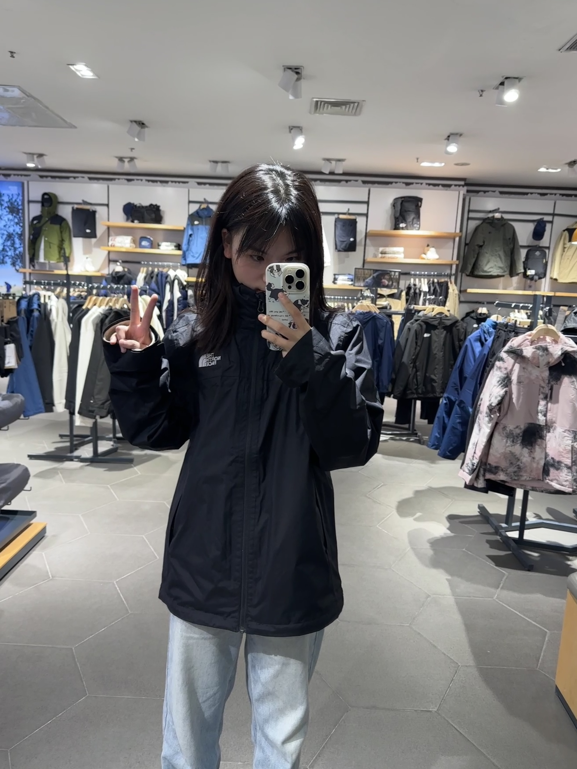 vocal 一眼相中冲锋衣！