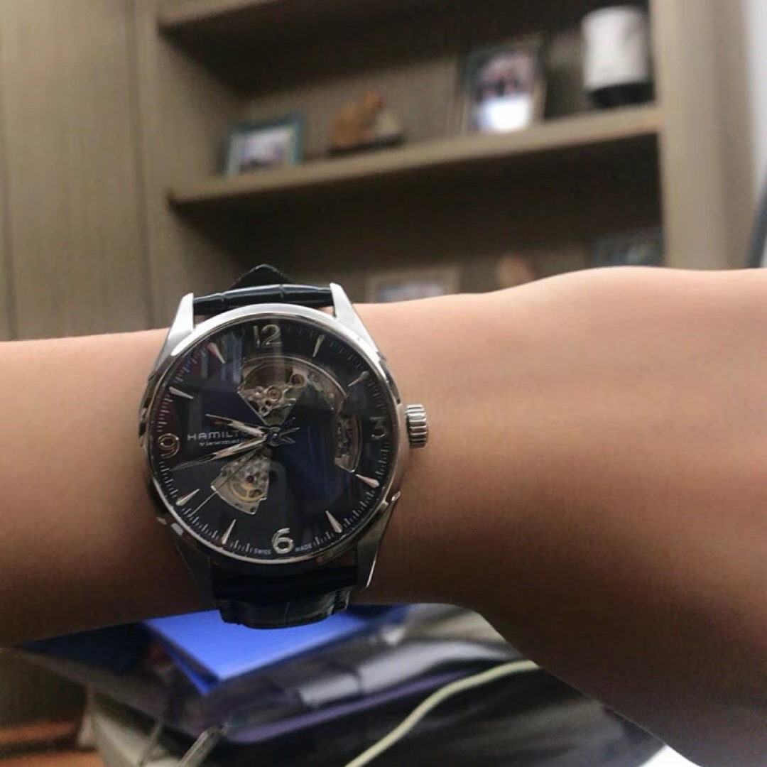汉密尔顿，每个男生都需要来一只。