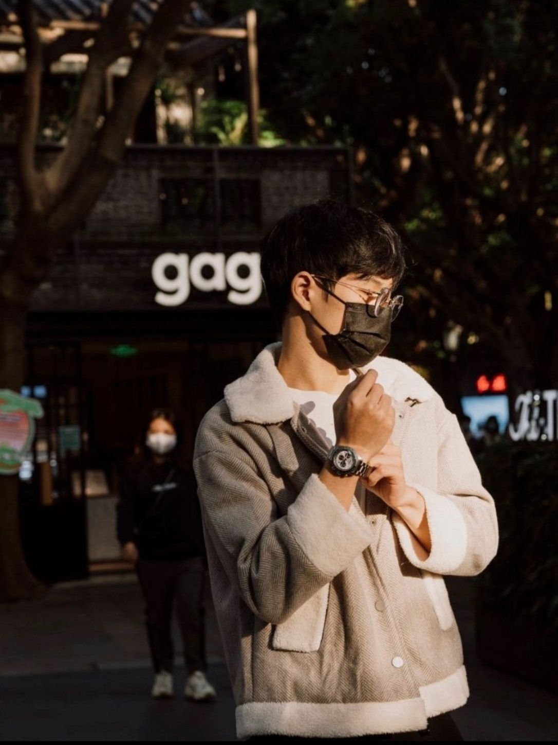 白色欧米茄还得看这款