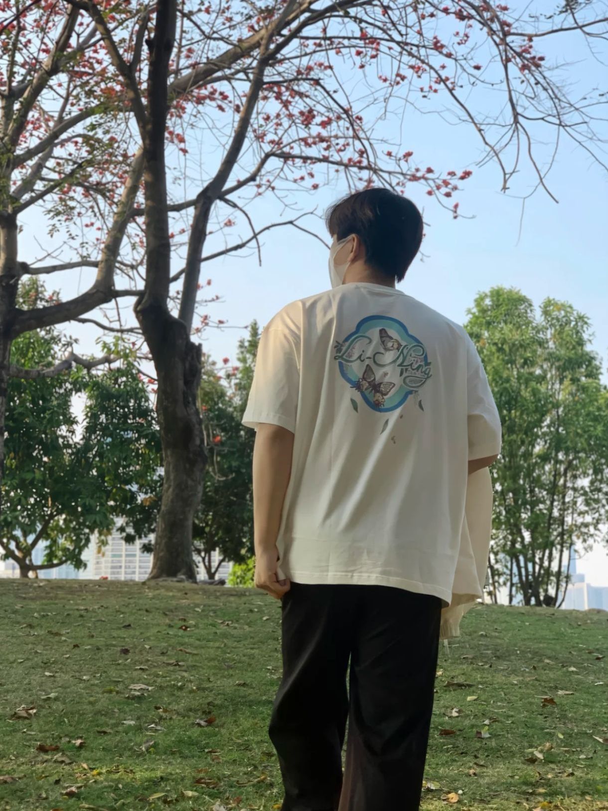 T恤我还是喜欢李宁的