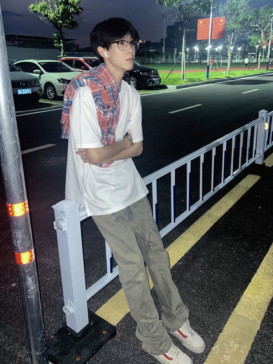 已经开始囤短袖了