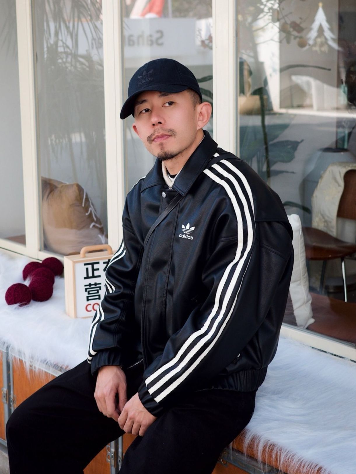 all black|皮衣是真的很能装酷