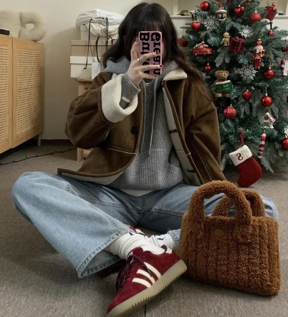 韩系轻松叠穿方式