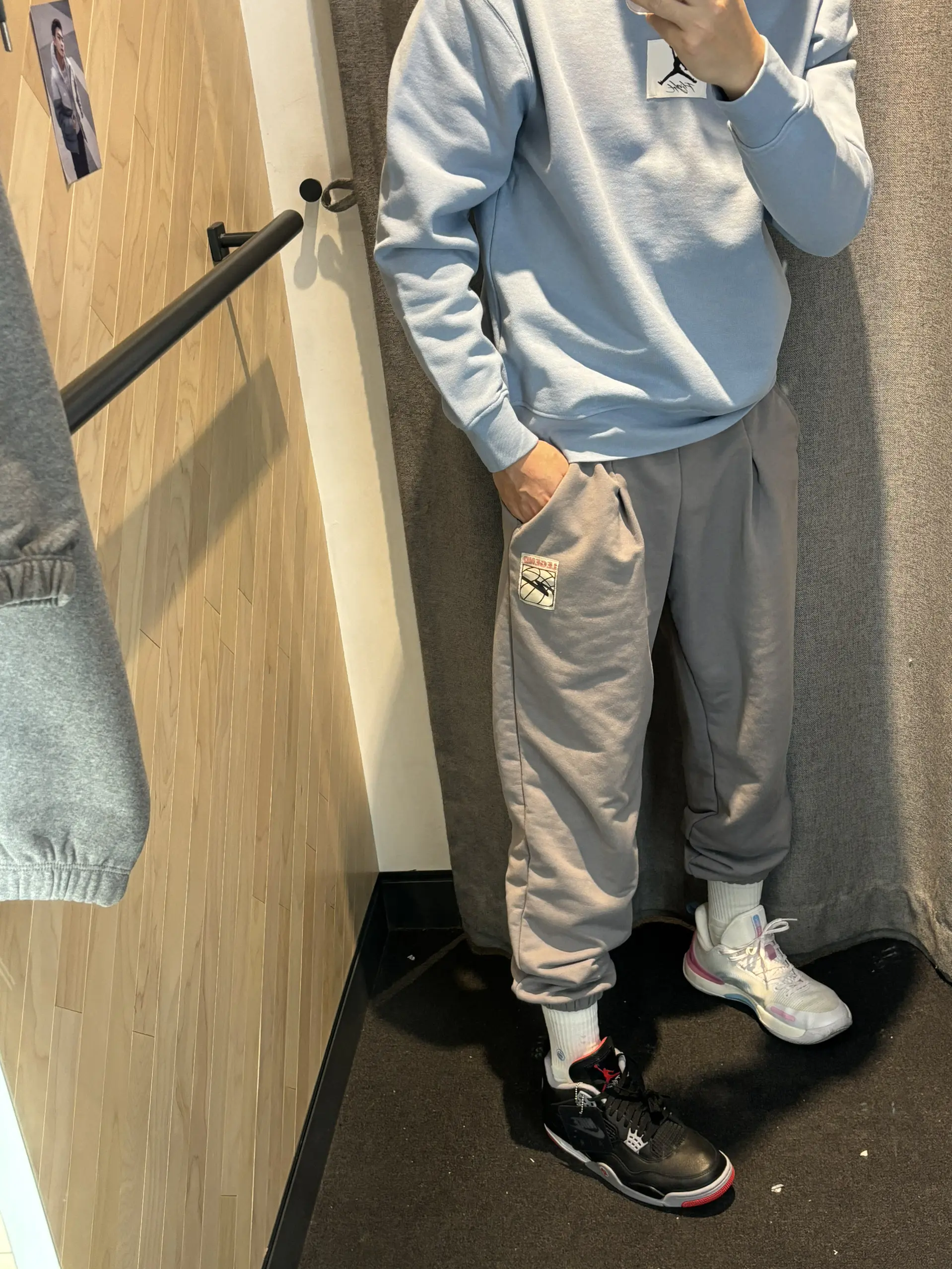 aj4黑红穿搭新年第一套