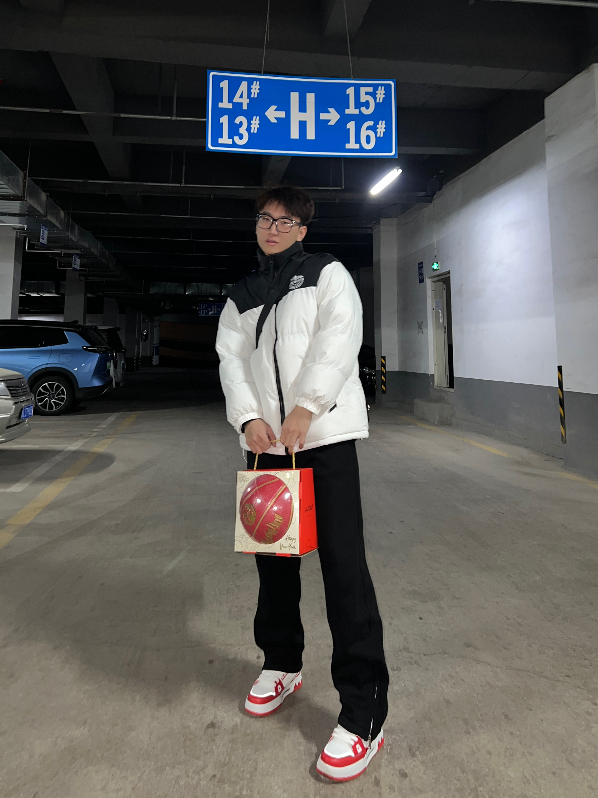 OOTD｜过年喜提龙年限定🏀