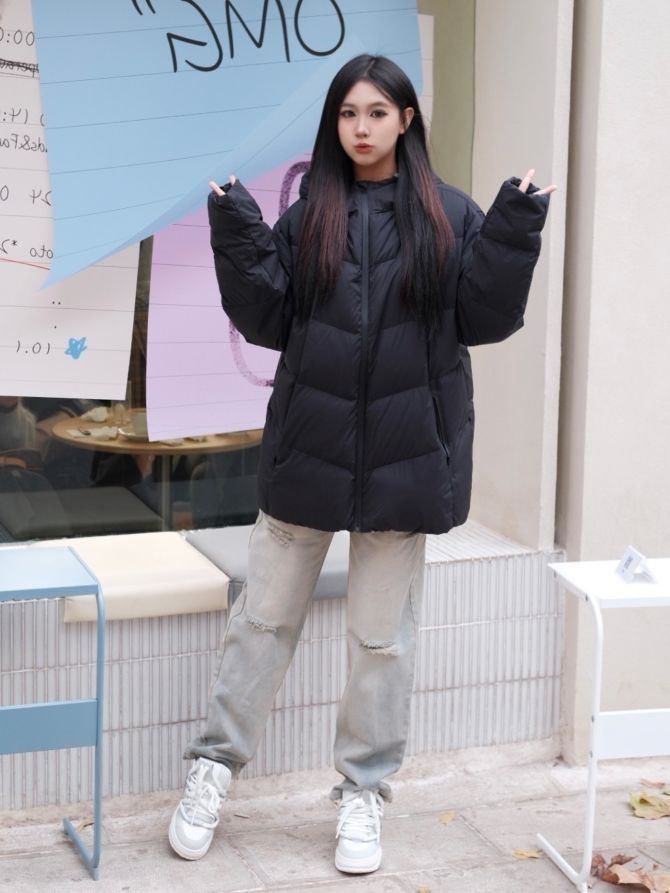 黑色羽绒服果然百搭