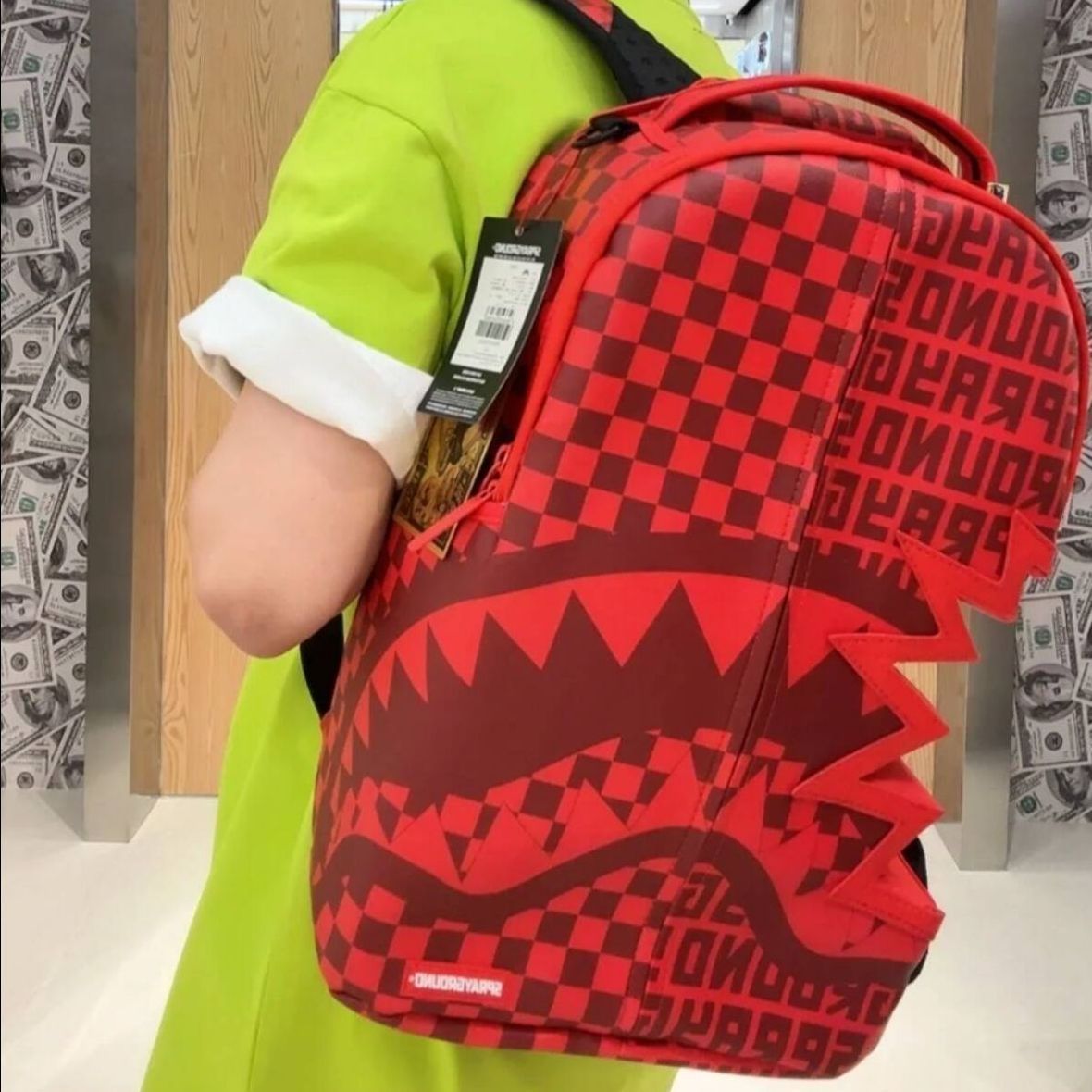这款背包好高级哦！