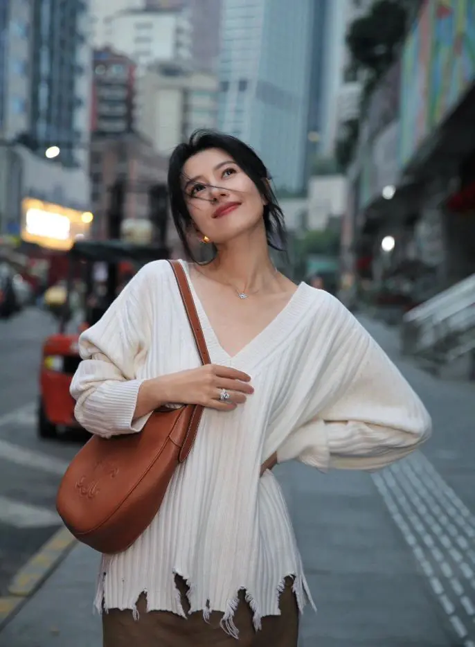 CELINE 思琳 | 每天认识一个新品牌