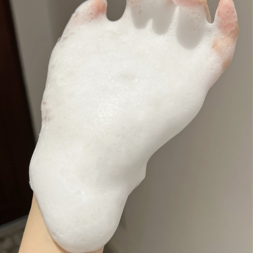 云朵洗脸好好rua!敏肌素颜被夸妈生好皮