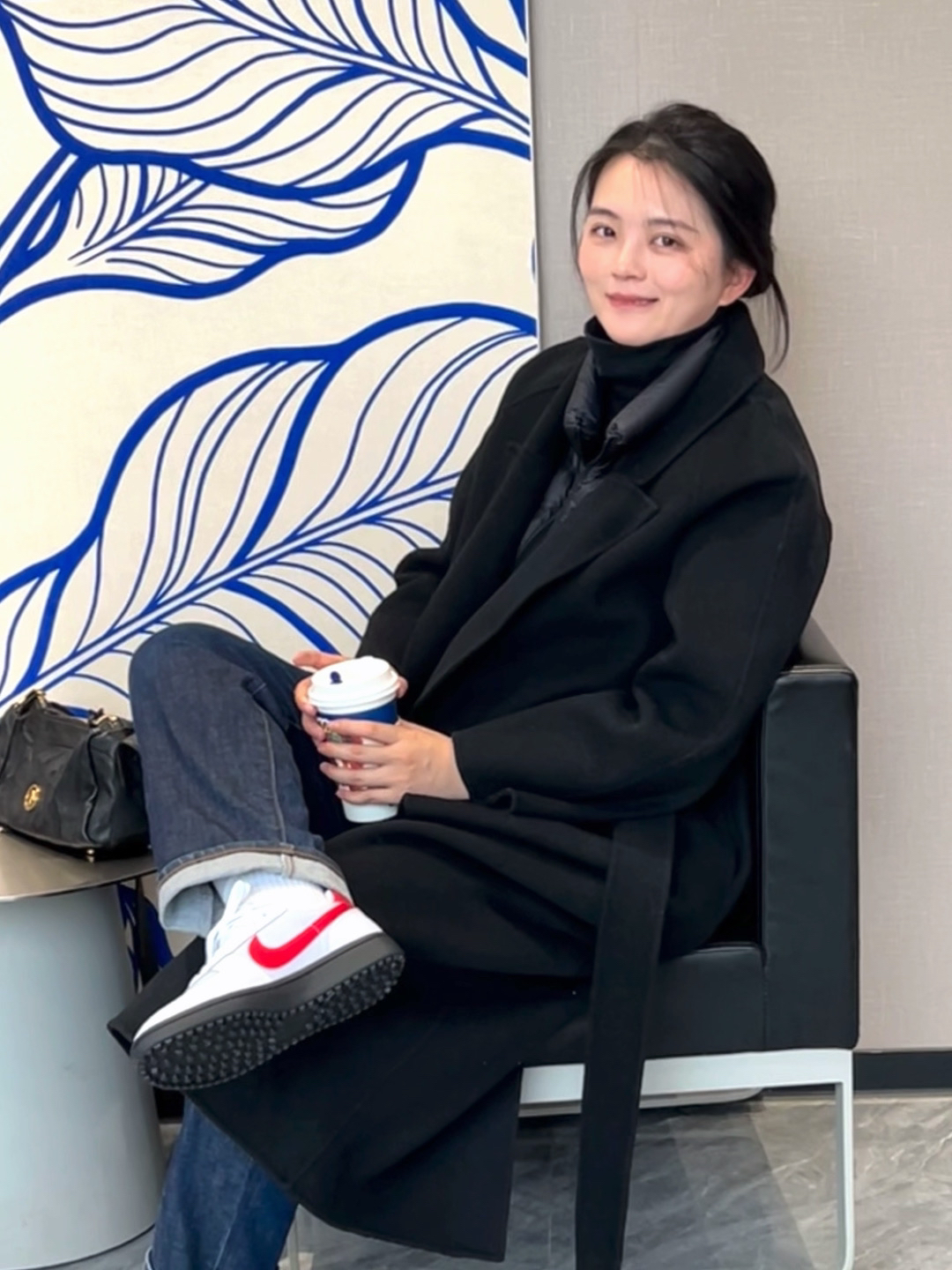 最近武汉雪❄️有点多
喝杯咖啡暖暖
👟