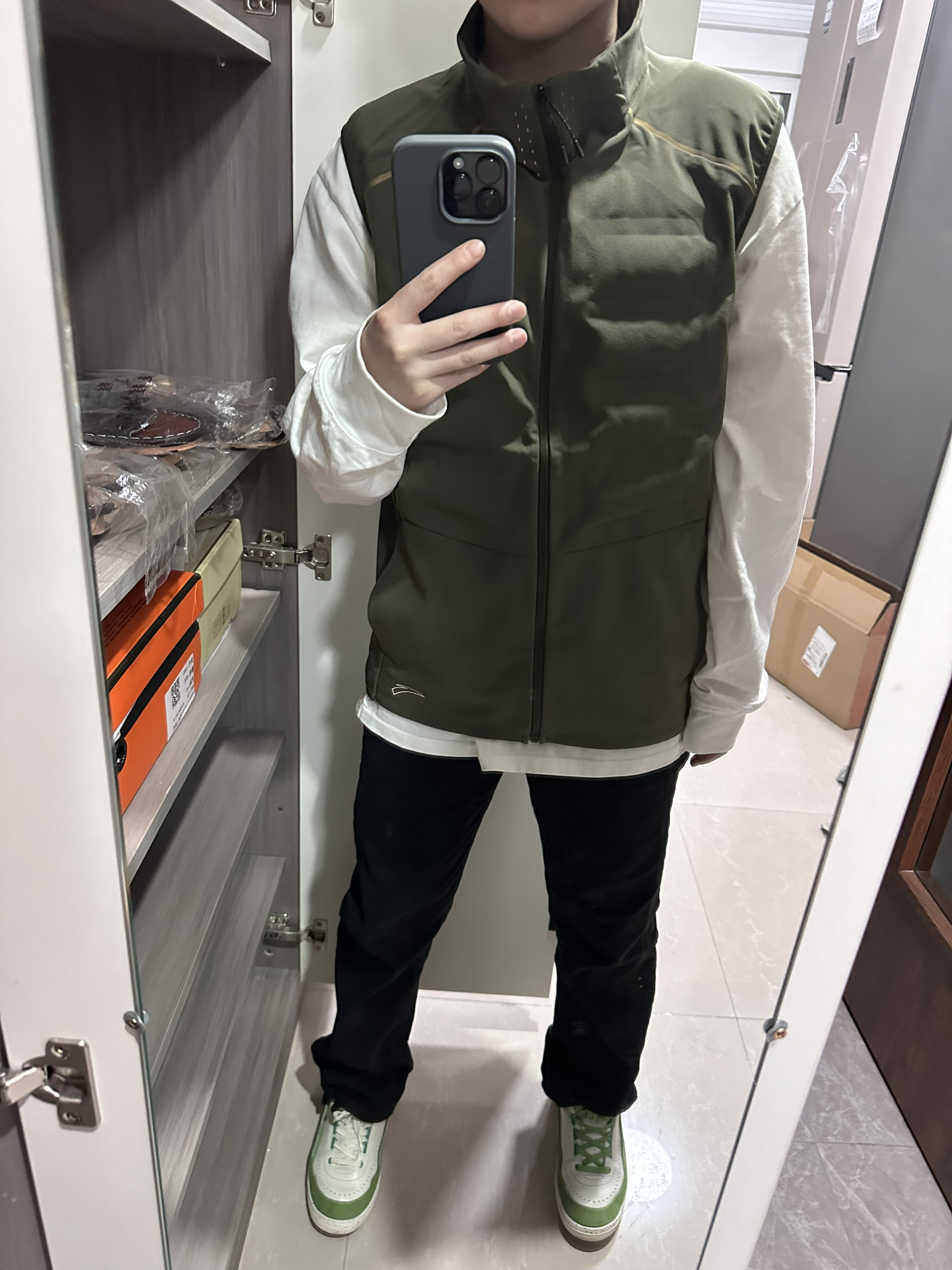 身高｜体重：

🧍‍♂️ 穿搭风格：

