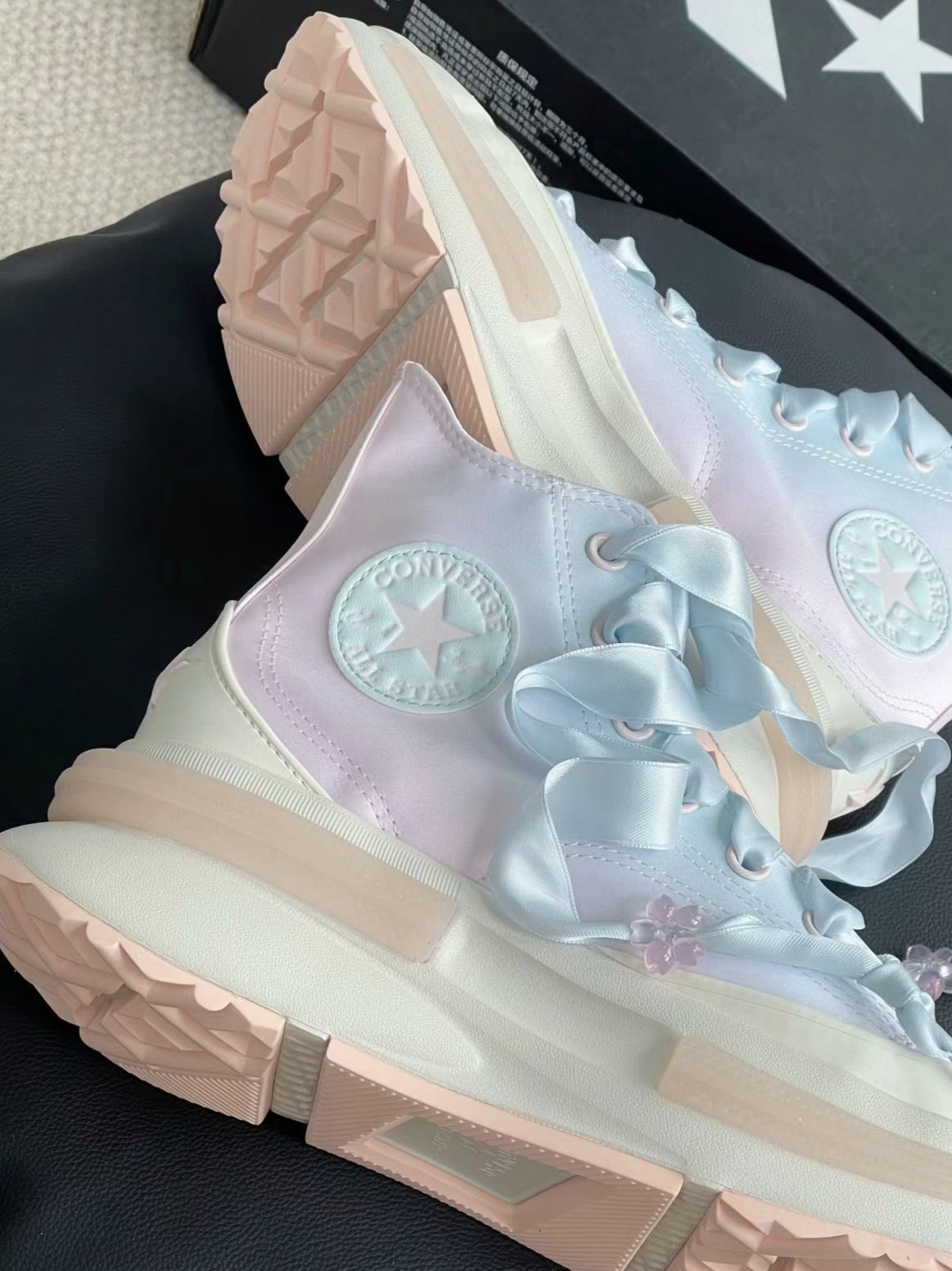 匡威泰宠女孩子👧🏻啦!!!粉蓝渐变巨美~