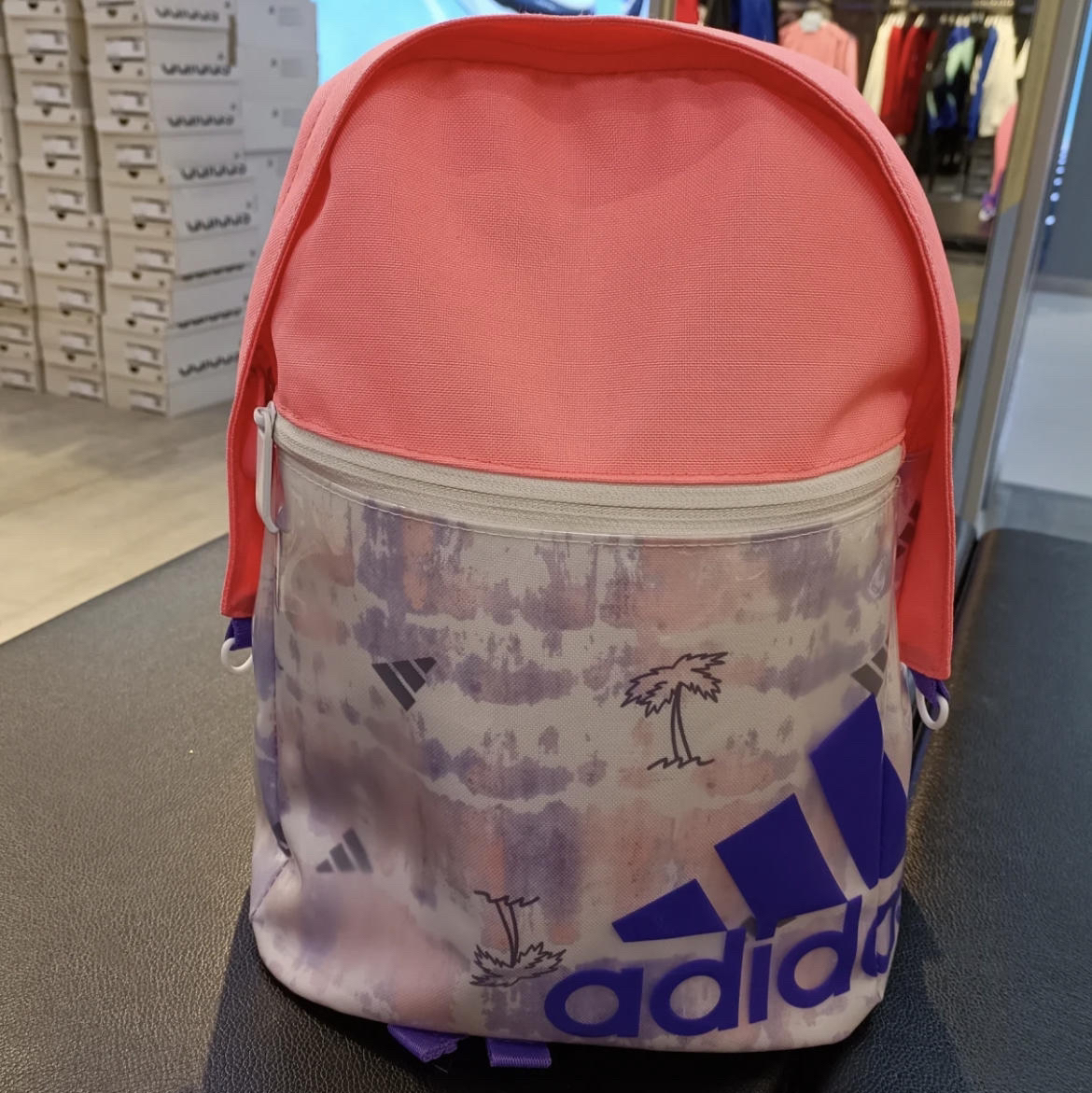 青少年有这个双肩包足够