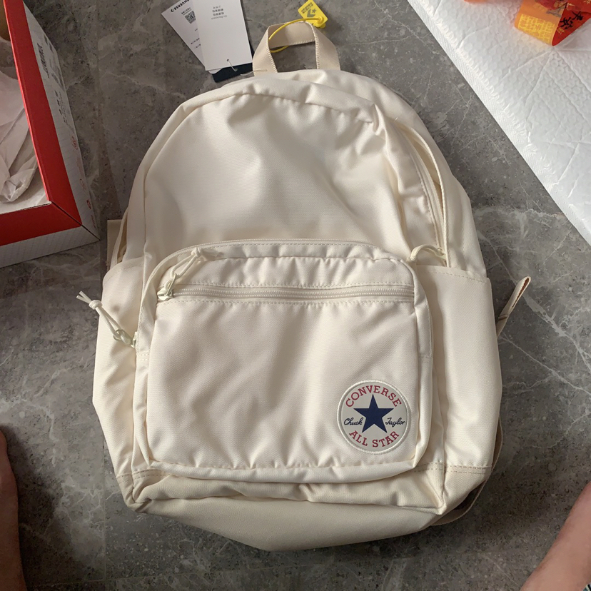 新学期必须背新书包🎒