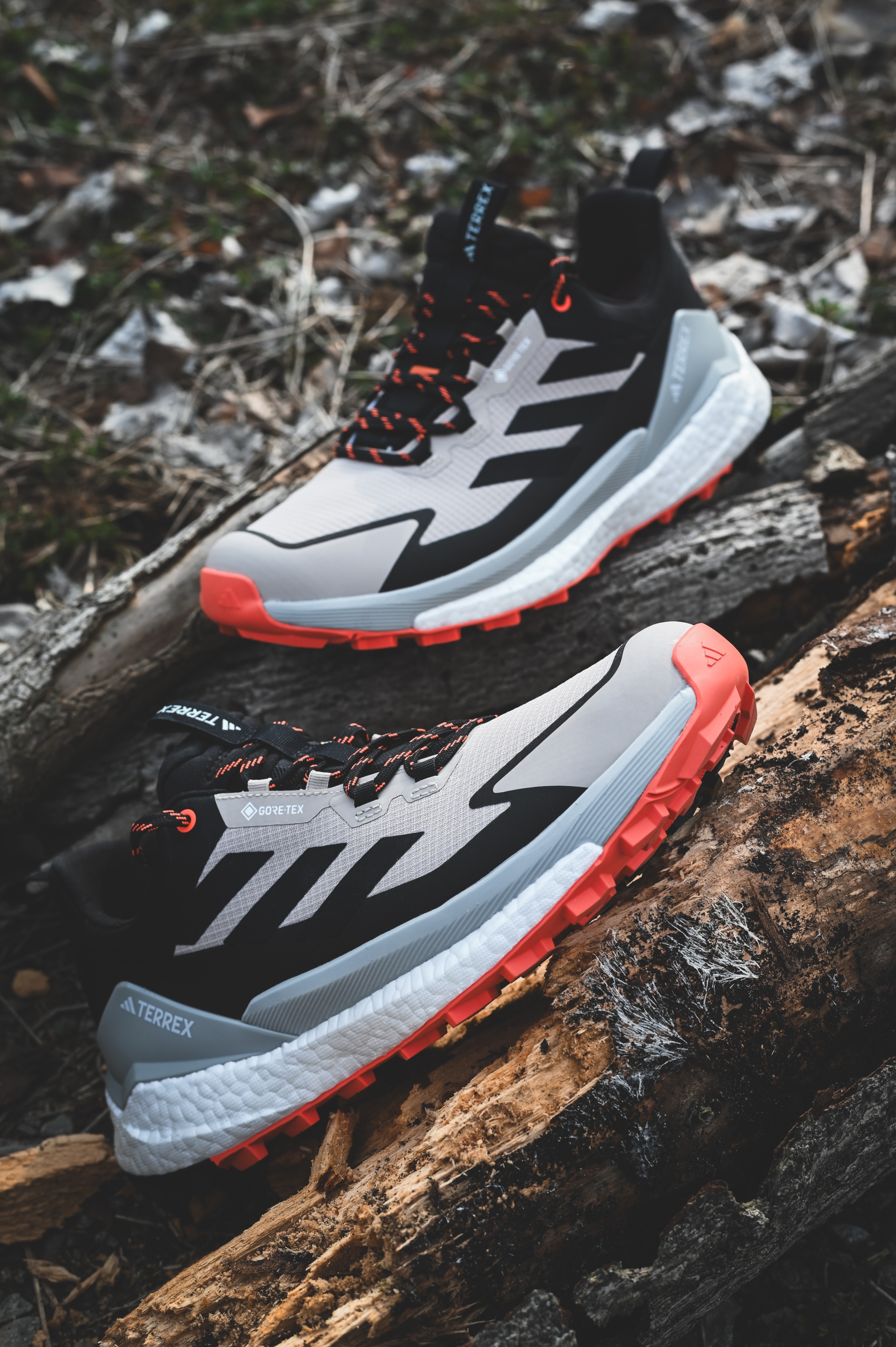 户外徒步好鞋推荐，阿迪Terrex 2