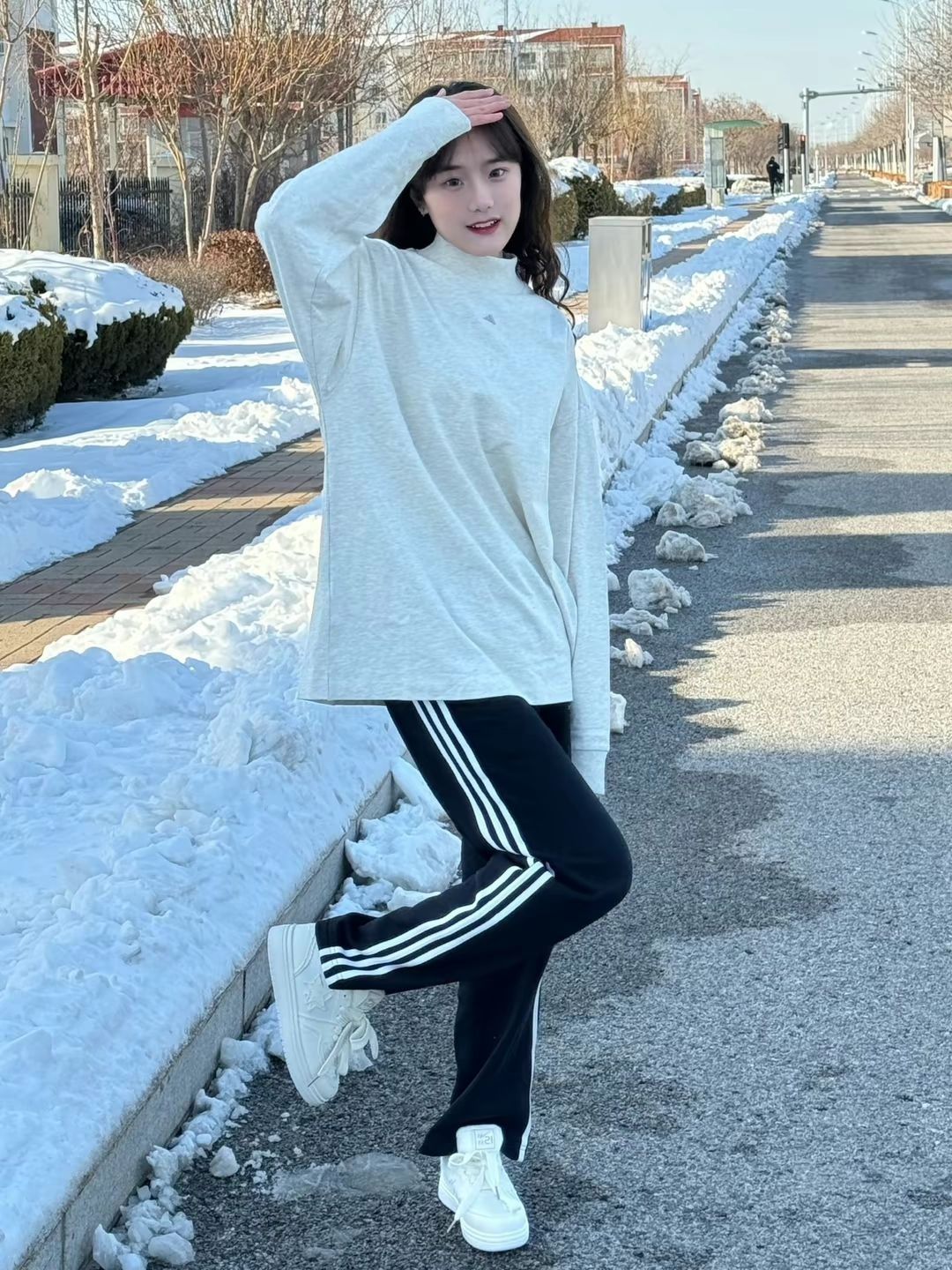 ✨这可不是普通的T恤！穿出去大家都问我是不是穿ADIDAS的卫衣😂