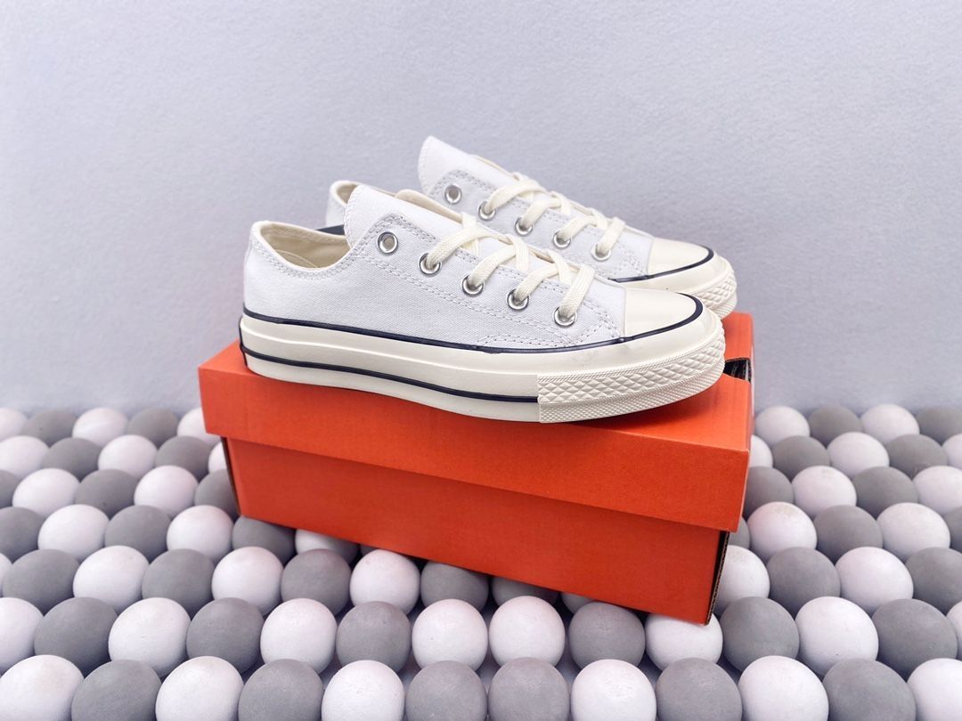匡威Converse帆布鞋