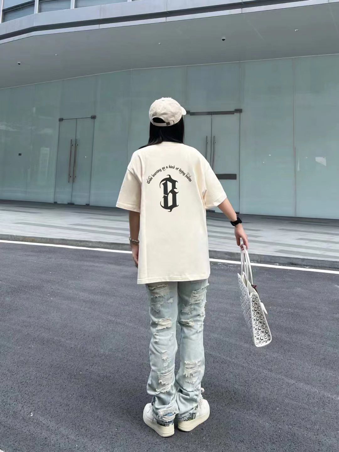 谁还没有这件基础百搭短袖！