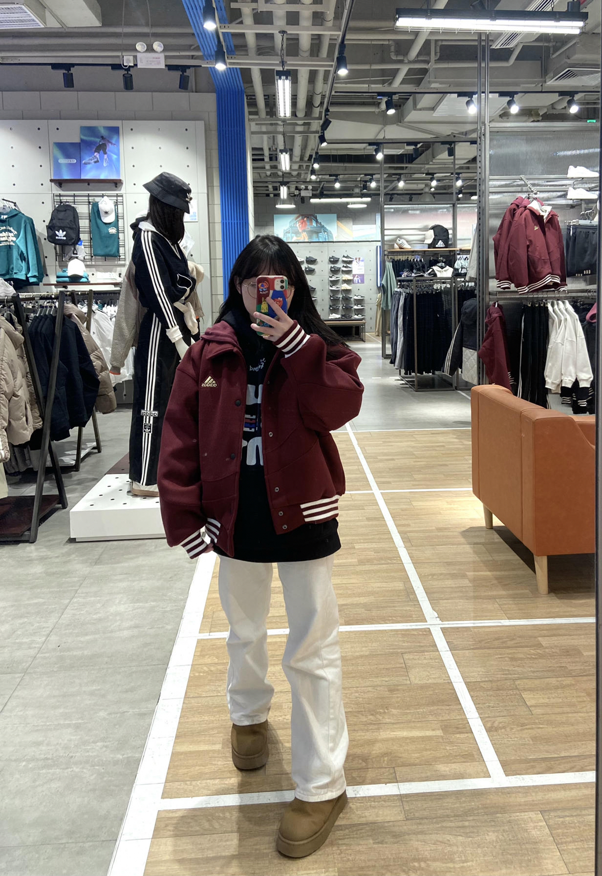 这件阿迪达斯龙年新款棒球服好看吗 已经入手了