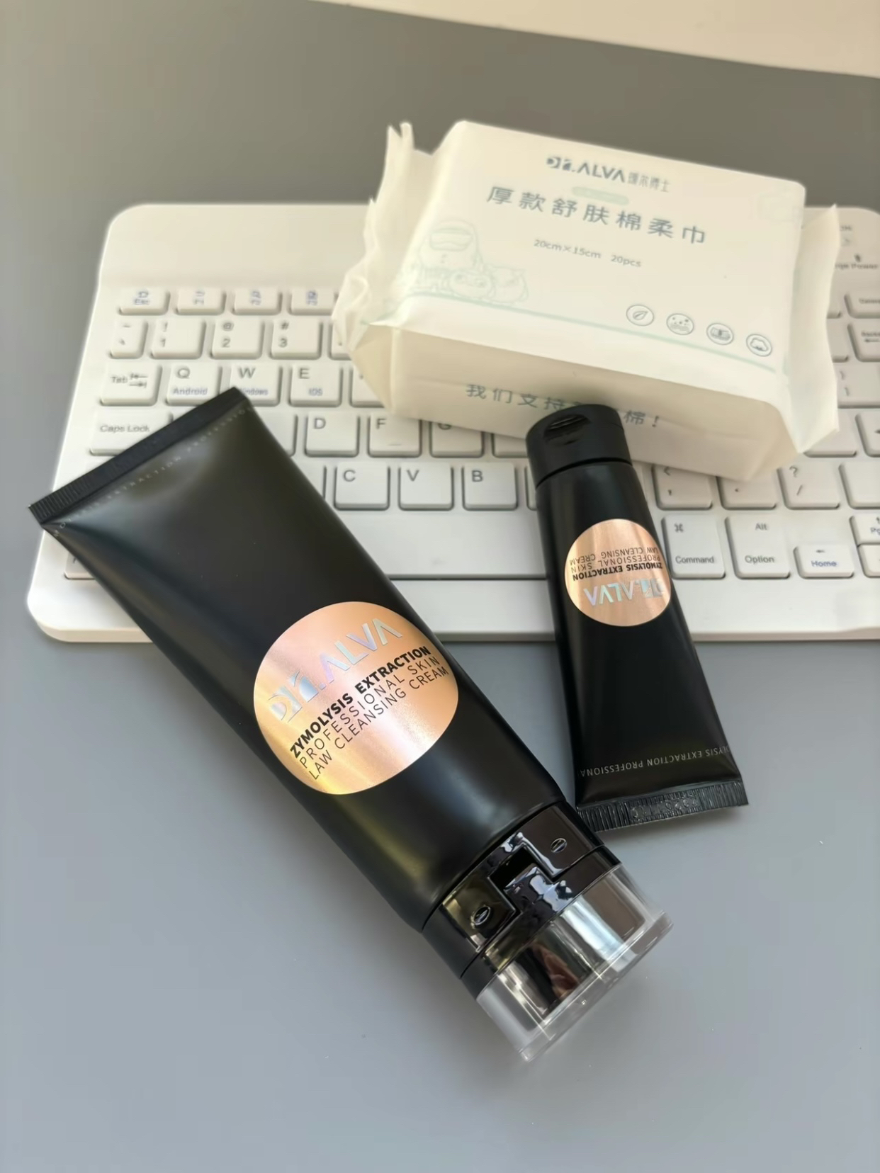 没想到这个洗面奶这么适合我这个干敏皮