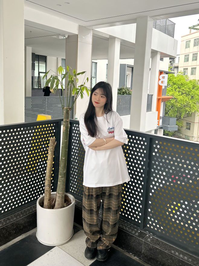 女大学生早八休闲风穿搭分享
