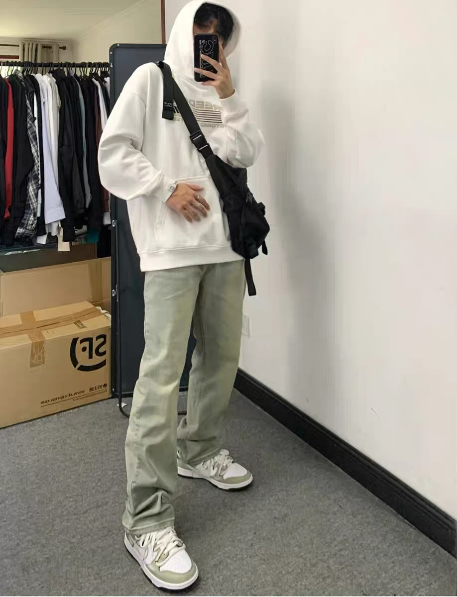 裤子收到了，真的是太好看了吧， 质感啥的都是可以的，穿着也是好看