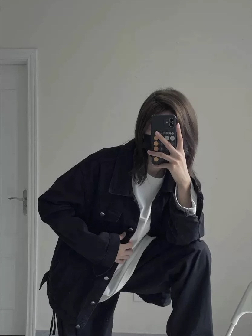 低饱和度入秋不露腿~