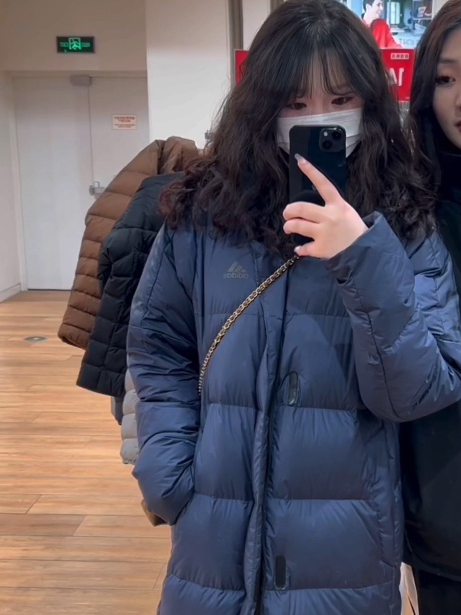 阿迪达斯超显瘦平价棉服！！