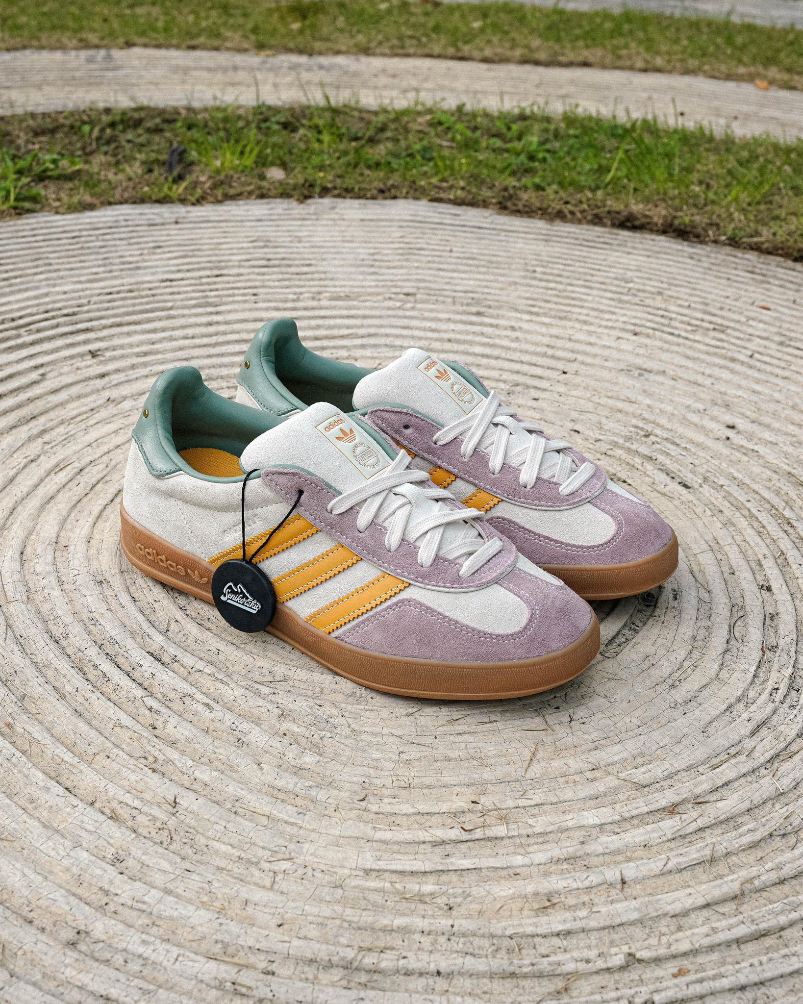 独特拼接阿迪贝壳头