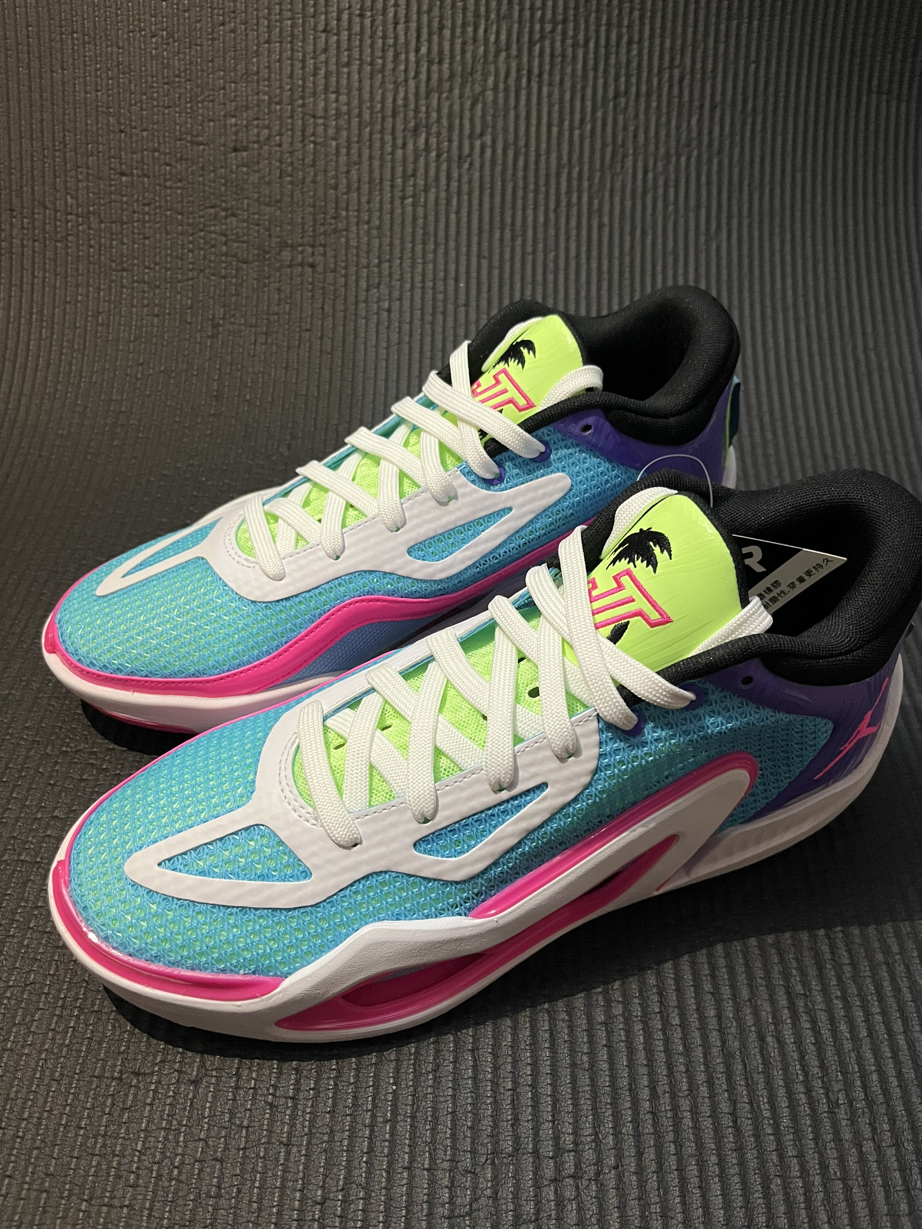 5️⃣折入手多巴胺配色实战鞋👟值吗❓