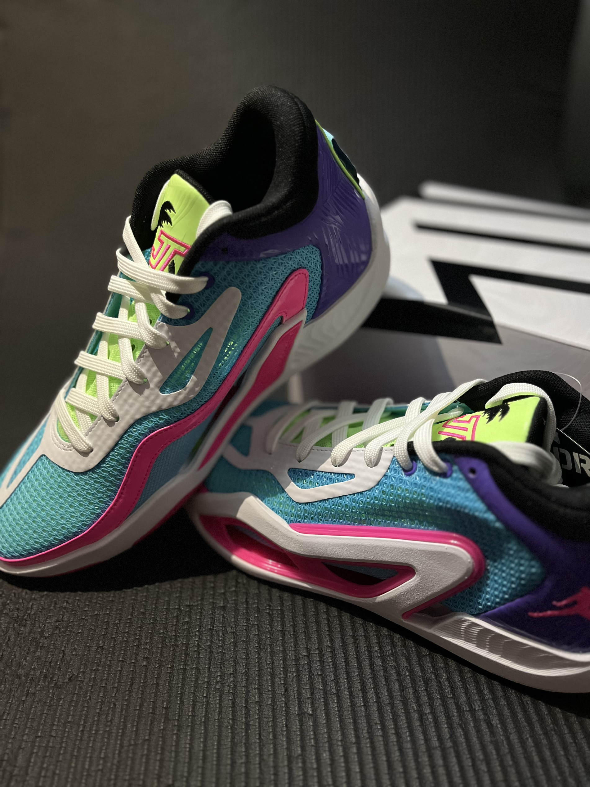5️⃣折入手多巴胺配色实战鞋👟值吗❓