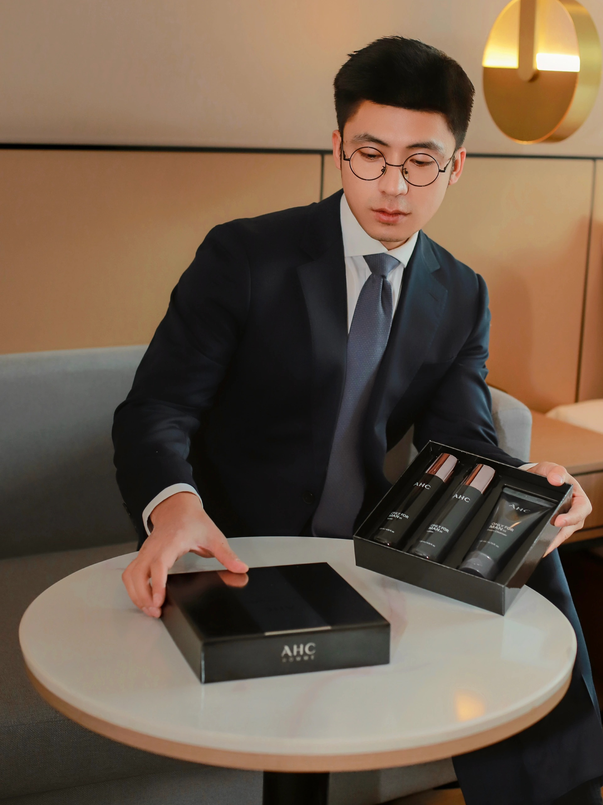 即刻清爽，职场男士精简护肤👇