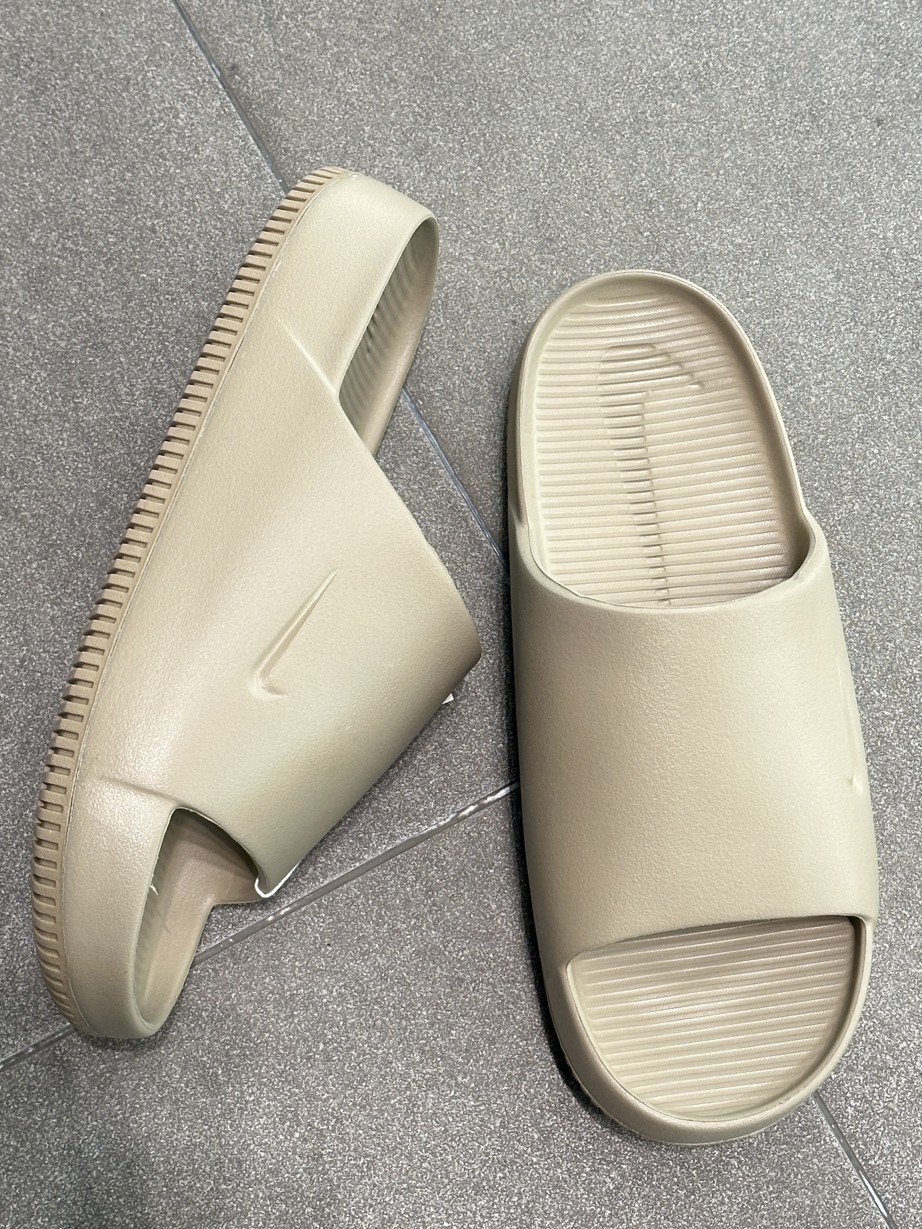 这是Nike还是Yeezy ？