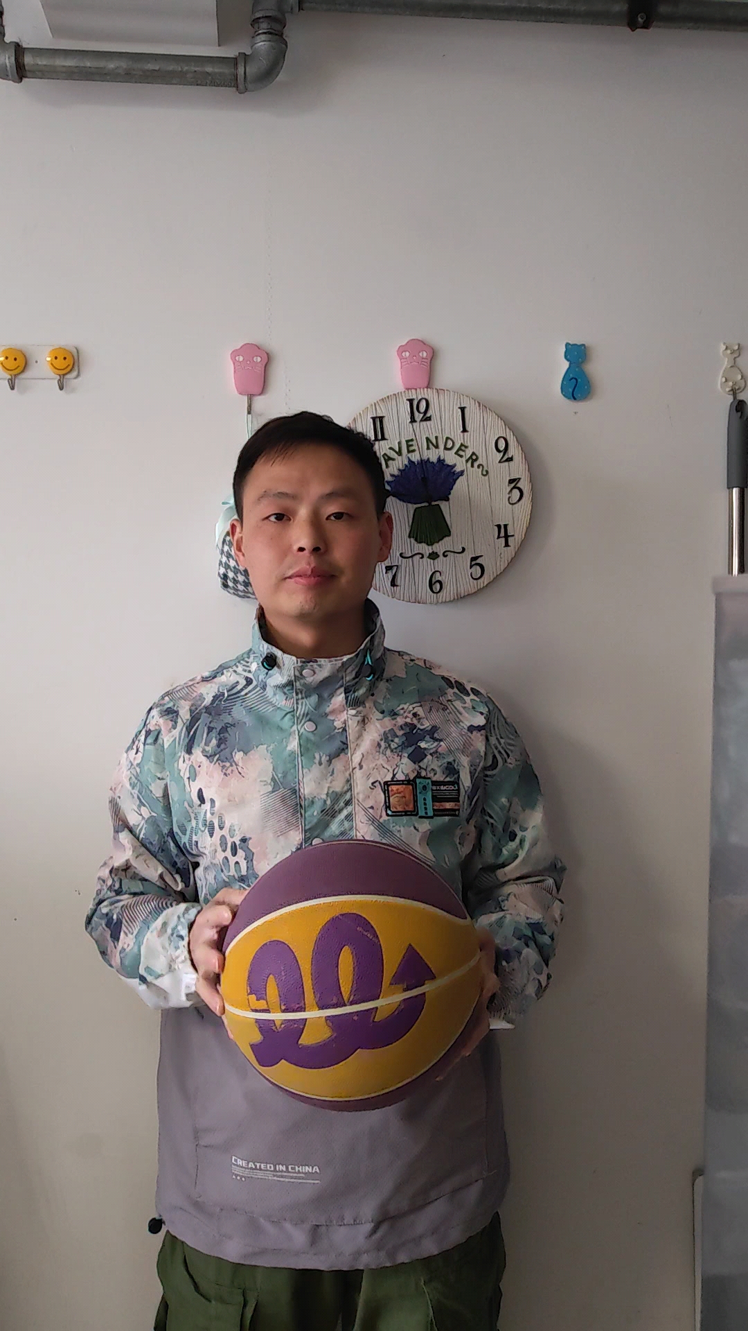 紫金配色的篮球，怎么能不爱呢？