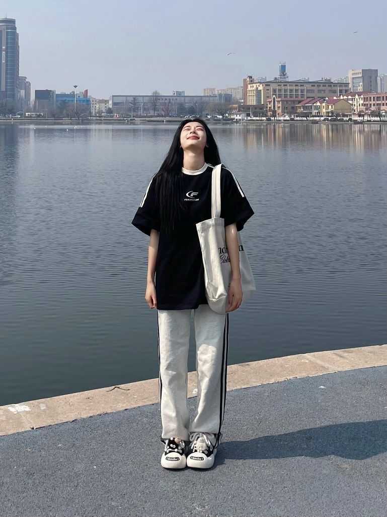 夏天去海边这样穿也太好看了！！