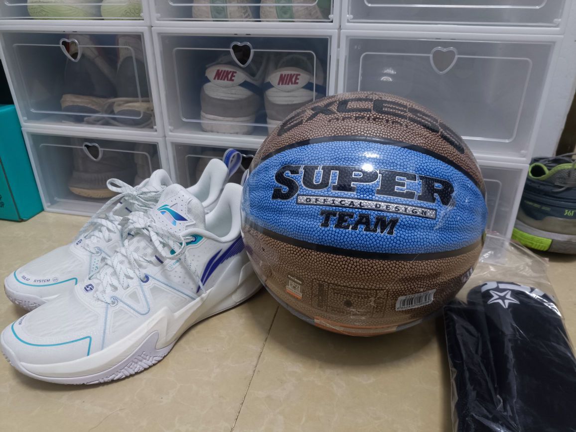 打篮球的男朋友送什么礼物