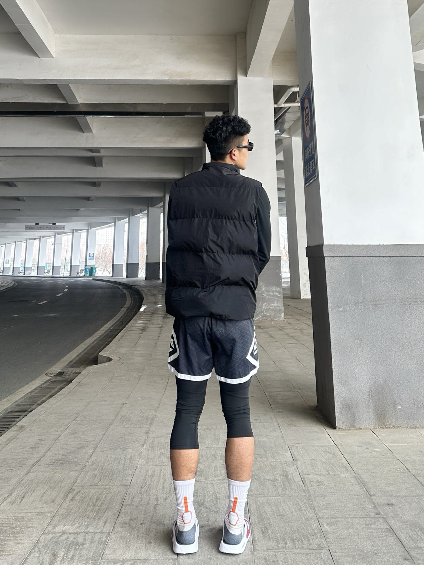 一双太空玫瑰限定拖鞋
