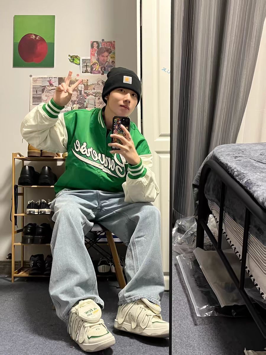 匡威棒球服上身⚾️