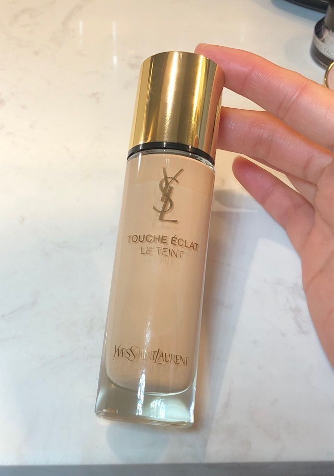 YSL超模粉底液