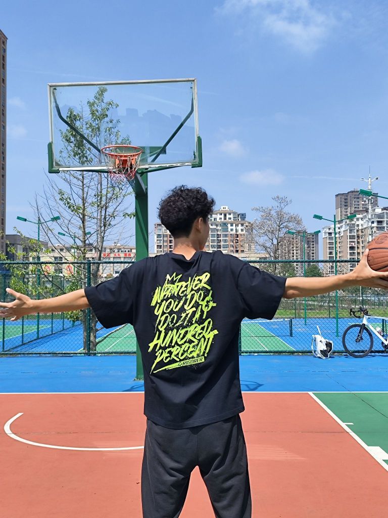 属于篮球BOY的短袖