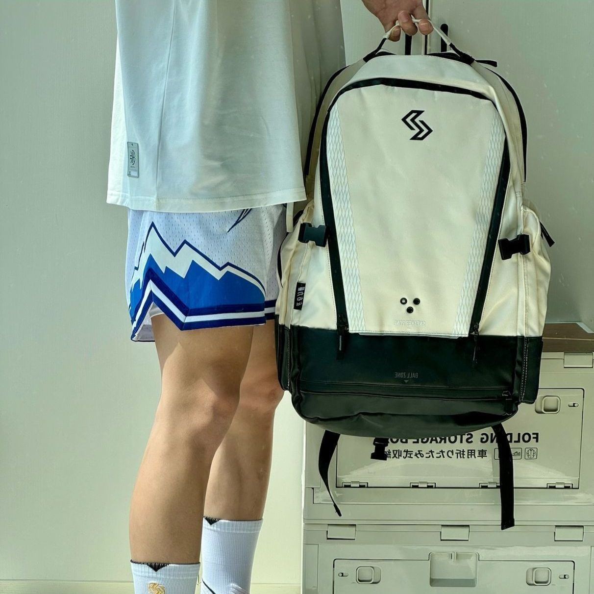 能装鞋又能装篮球的运动背包
