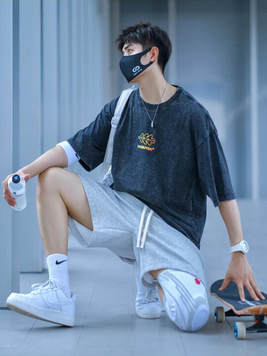 🔛体育生OOTD｜“黑白灰”运动少年感穿搭🔝✔️