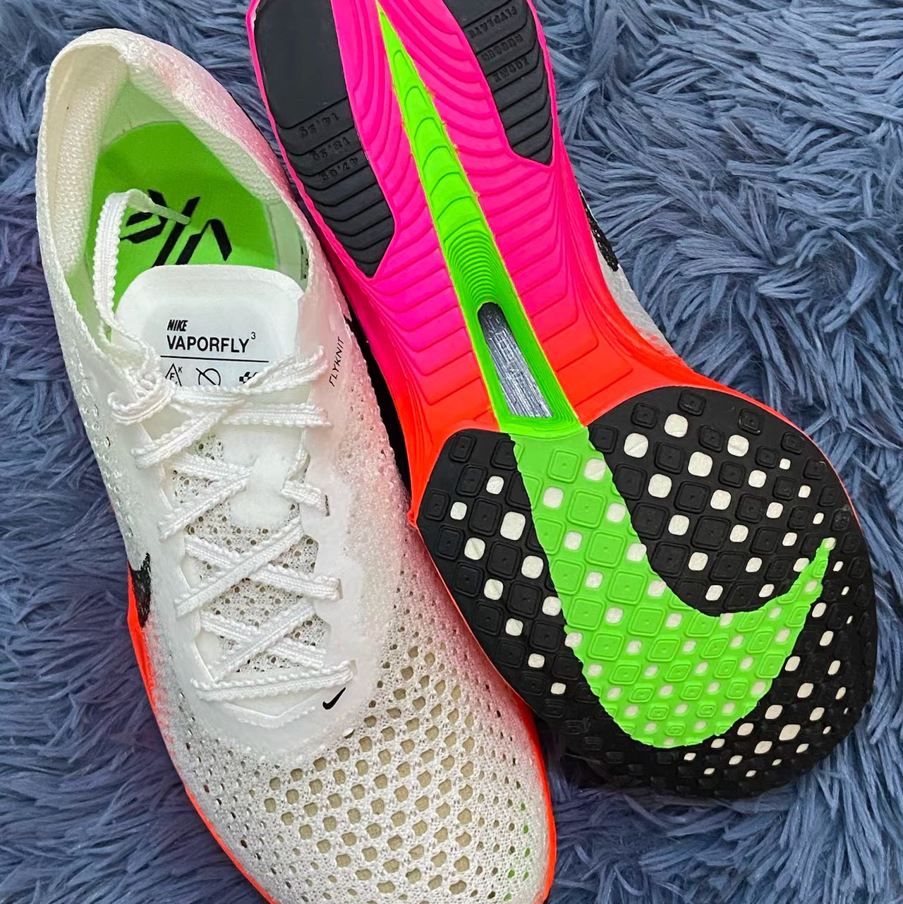 马拉松 全掌碳板跑鞋 Vaporfly 3代 白粉火龙果