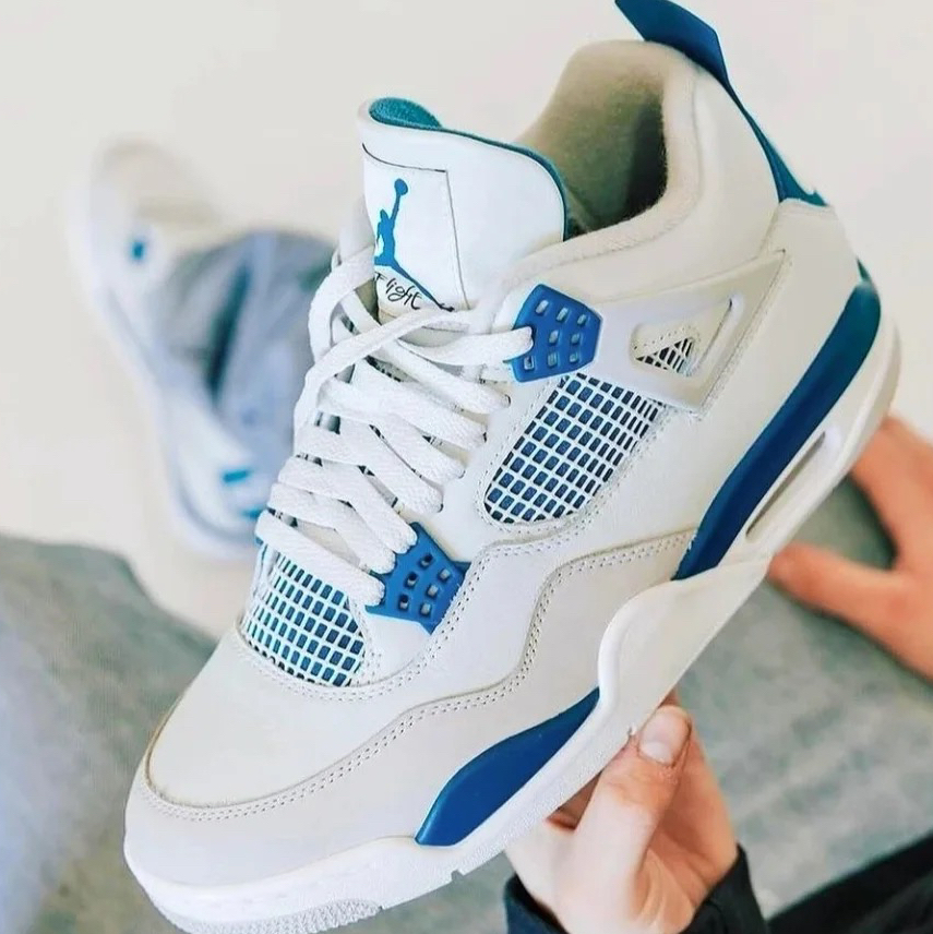 Air Jordan 4 白蓝